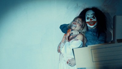 Ngôi Nhà Trên Mảnh Đất Ma Ám - The House on Haunted Grounds